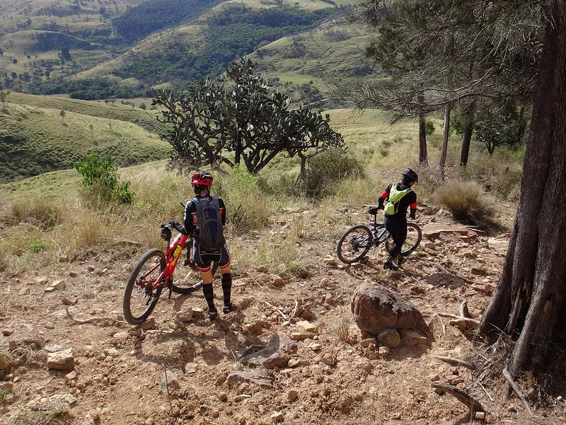 Rocky Descent 800